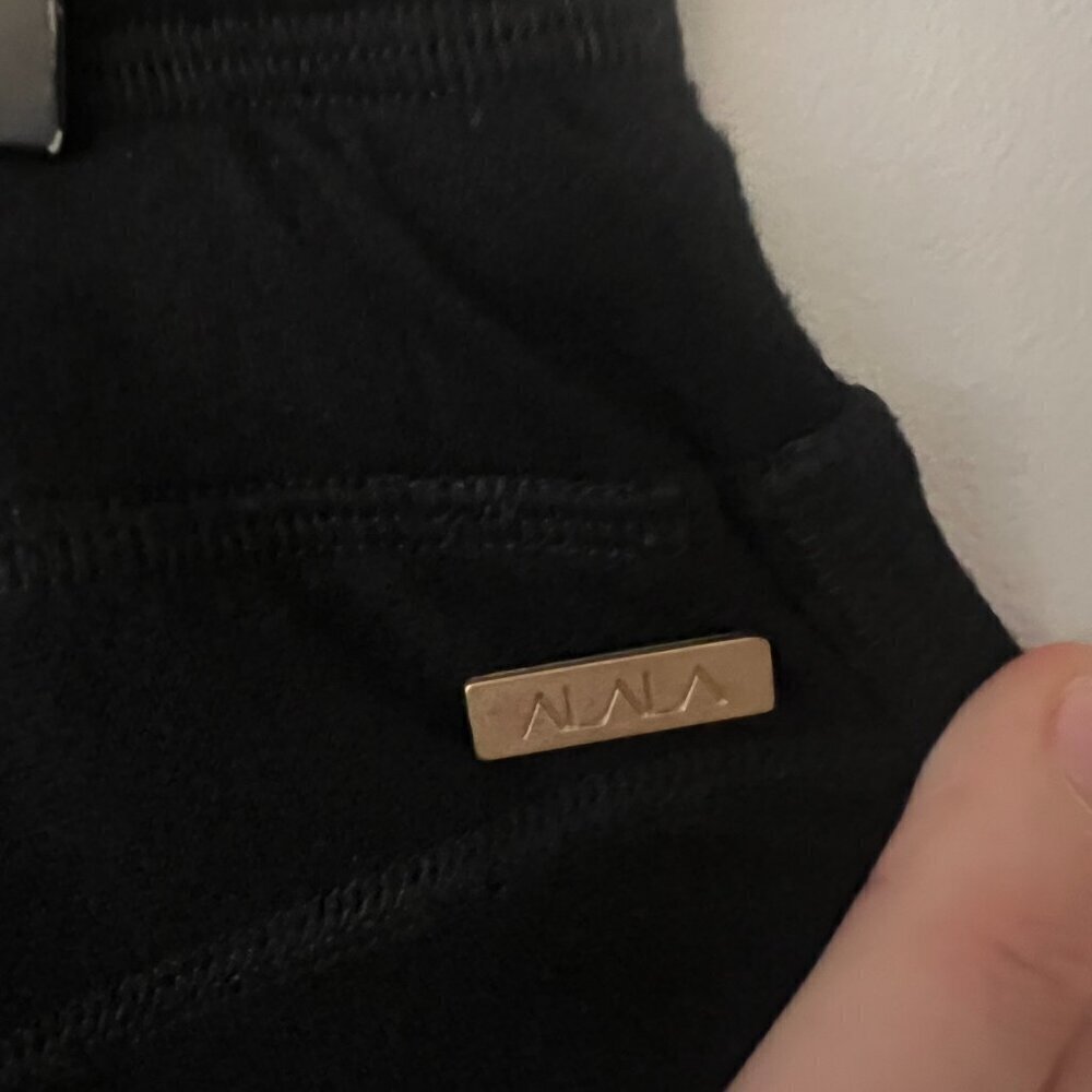 Alala Heron Black Ankle Joggers Women's Size Medium - Picture 13 of 13